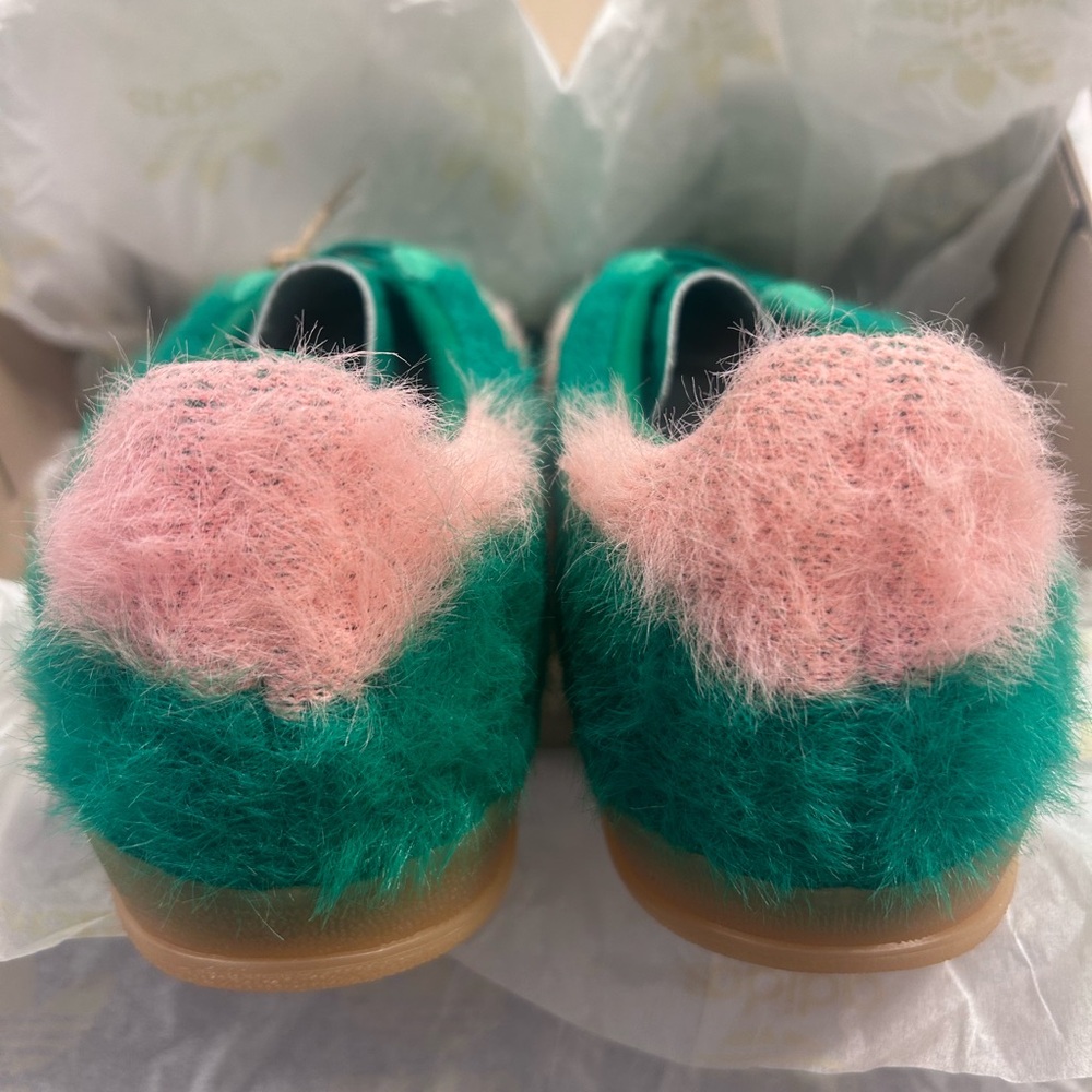adidas Gazelle Green/Pink glow Fuzzy Sneakers - Picture 4 of 6